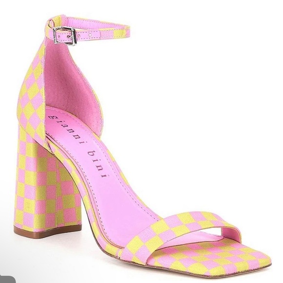 ✅Gianni Bini Maileigh Checkered Satin Ankle Strap SquareToe Block Heel Sandal - Picture 1 of 6
